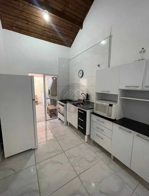 Casa de Condomínio com 2 quartos à venda, 55m2 em Itanhaem - SP - imagem 3 Foto 3 de Casa de Condomínio com 2 quartos à venda, 55m2 em Itanhaem - SP