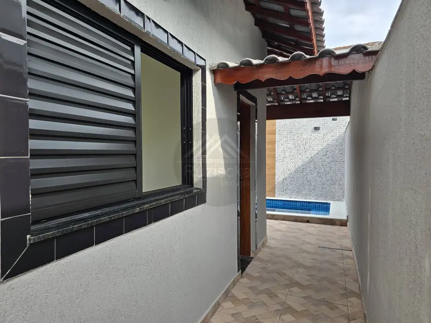 Foto 9 de Casa com 2 quartos à venda, 125m2 em Itanhaem - SP