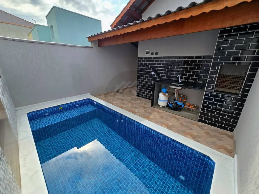 Foto 6 de Casa com 2 quartos à venda, 125m2 em Itanhaem - SP