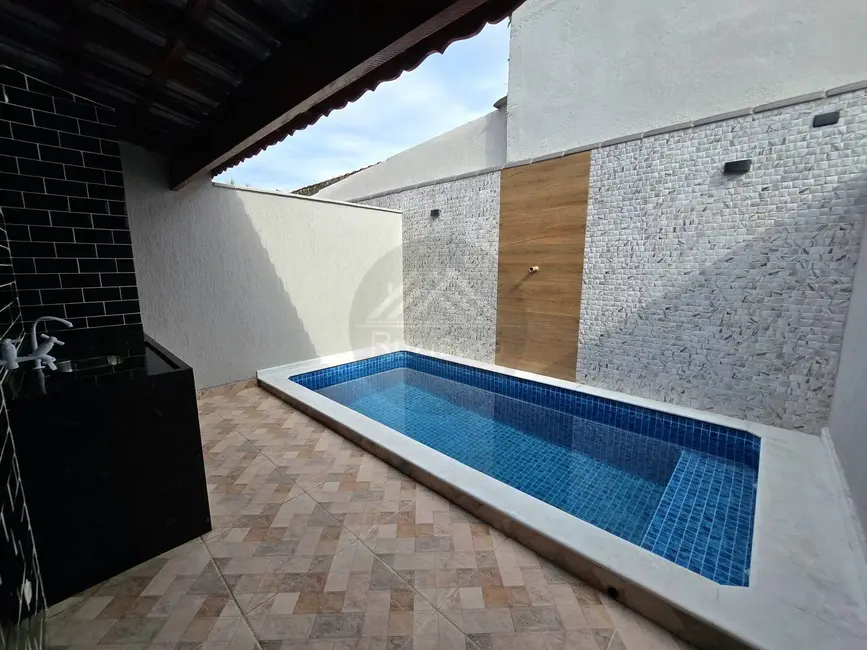 Foto 7 de Casa com 2 quartos à venda, 125m2 em Itanhaem - SP