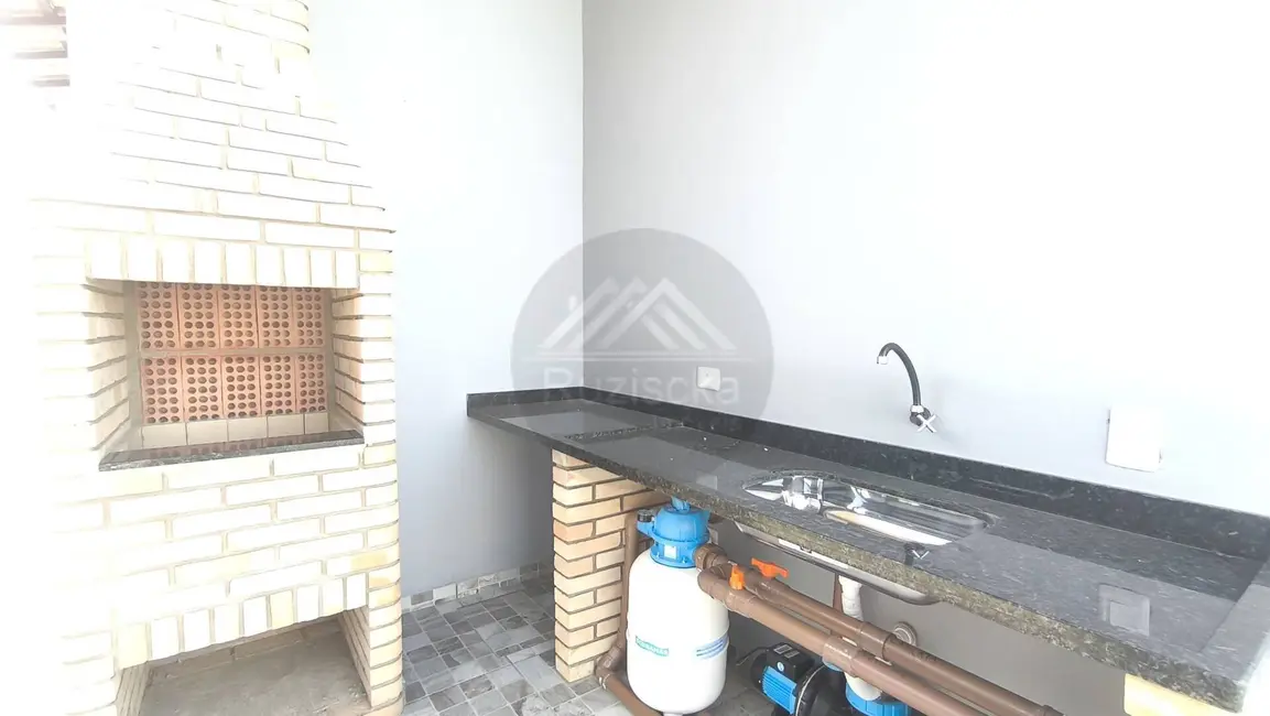 Foto 7 de Casa com 2 quartos à venda, 78m2 em Itanhaem - SP