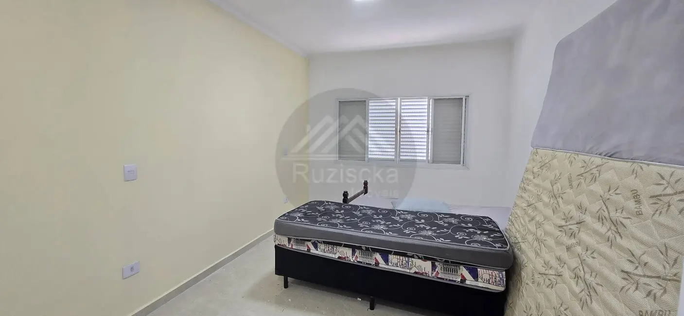 Foto 8 de Casa com 4 quartos à venda, 360m2 em Itanhaem - SP
