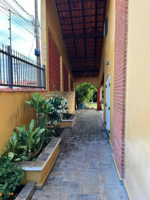 Foto 8 de Casa com 2 quartos à venda, 282m2 em Itanhaem - SP