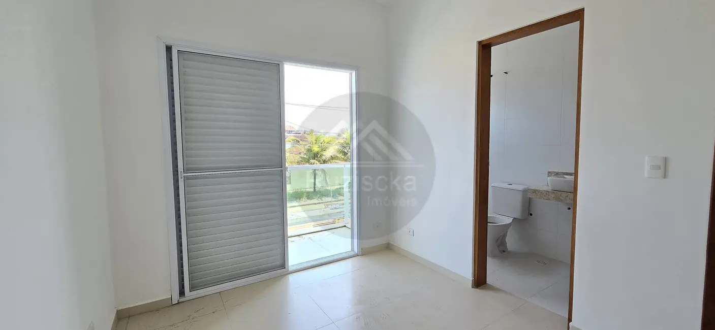 Foto 9 de Casa com 3 quartos à venda, 150m2 em Itanhaem - SP