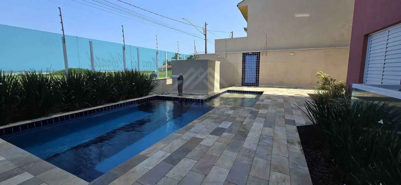 Foto 2 de Apartamento com 2 quartos à venda, 66m2 em Itanhaem - SP