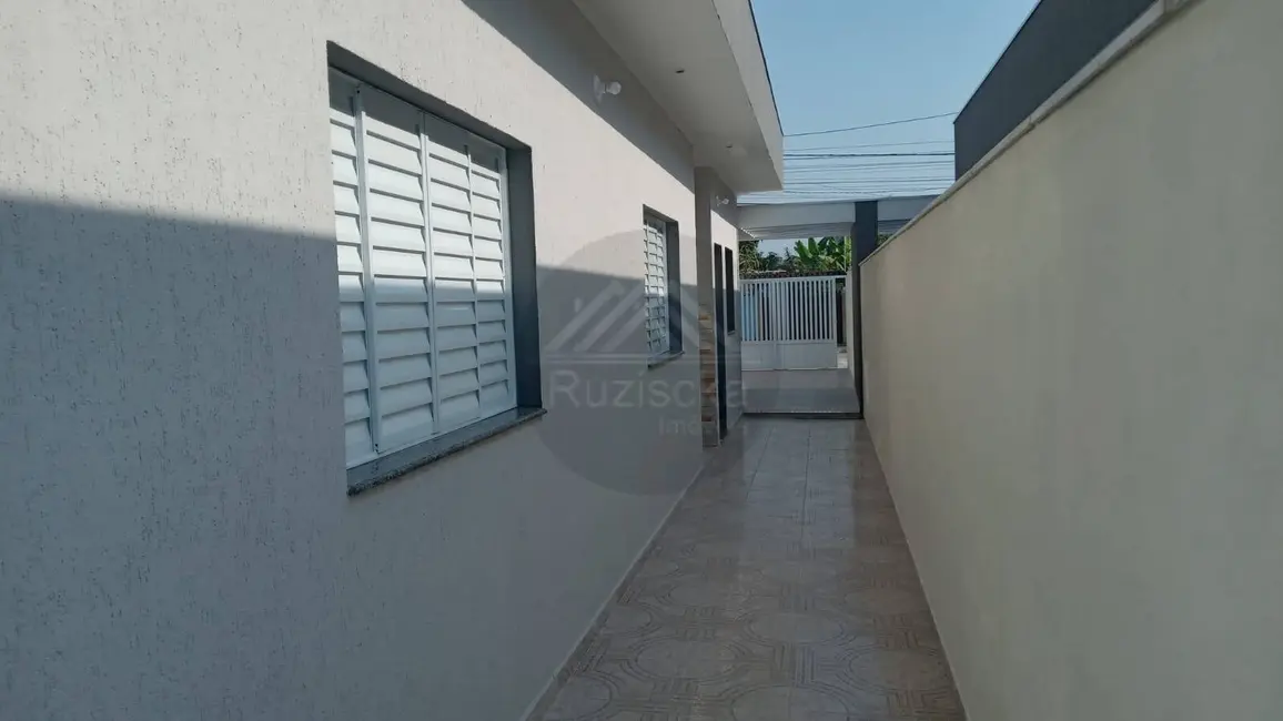 Foto 9 de Casa com 2 quartos à venda, 162m2 em Itanhaem - SP
