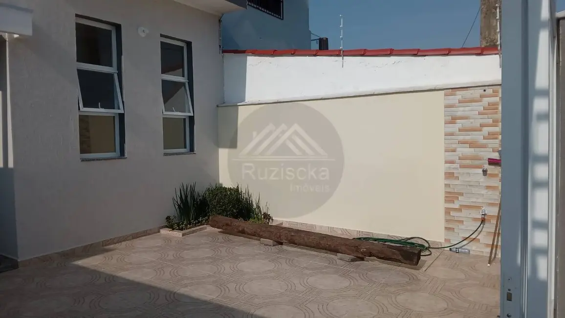 Foto 3 de Casa com 2 quartos à venda, 162m2 em Itanhaem - SP