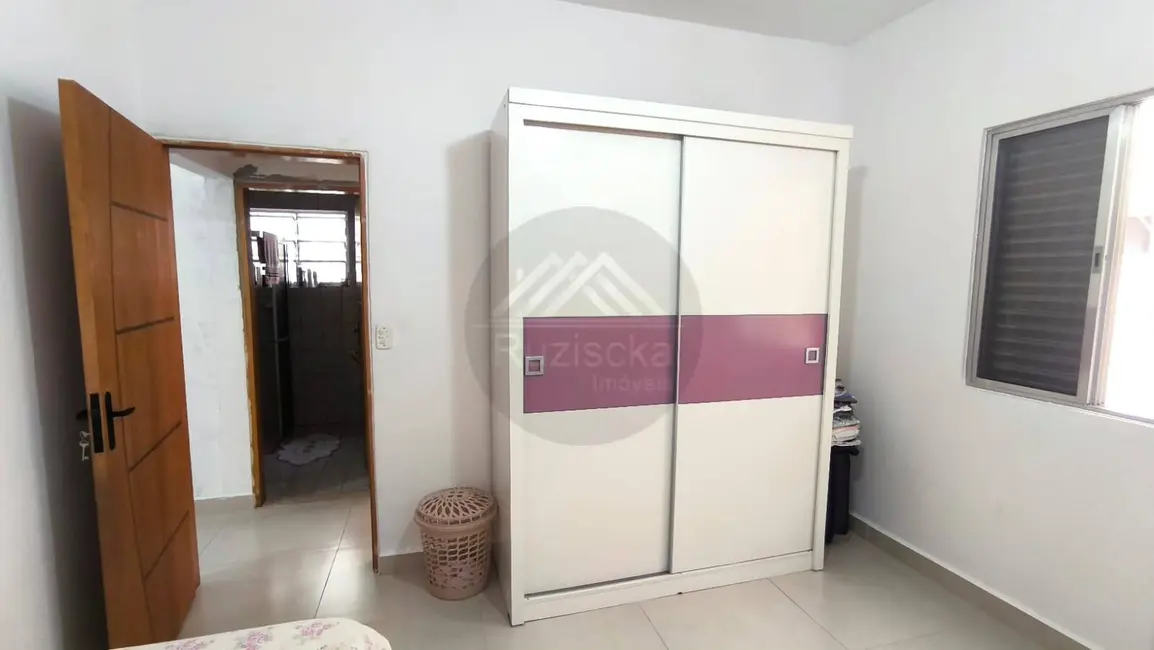 Foto 9 de Casa com 4 quartos à venda, 250m2 em Itanhaem - SP