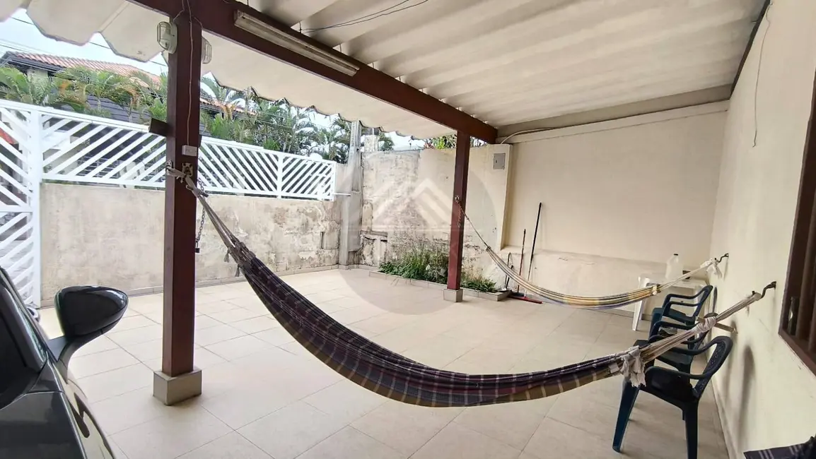 Foto 5 de Casa com 4 quartos à venda, 250m2 em Itanhaem - SP