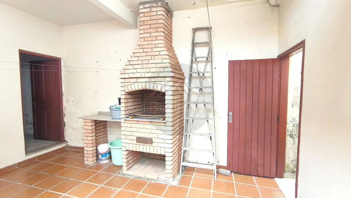 Foto 3 de Casa com 4 quartos à venda, 250m2 em Itanhaem - SP