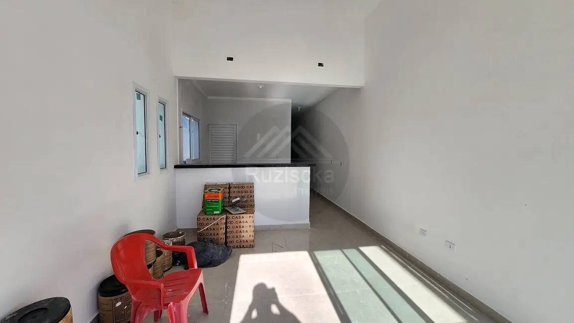 Foto 6 de Casa com 2 quartos à venda, 150m2 em Itanhaem - SP