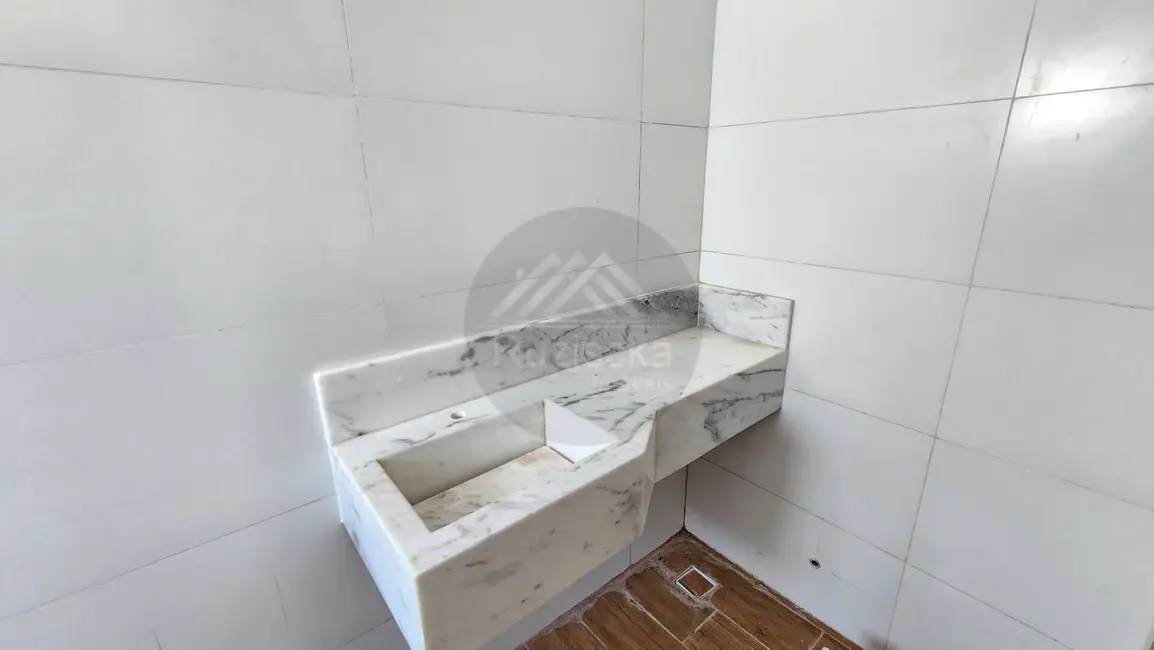 Foto 8 de Casa com 2 quartos à venda, 150m2 em Itanhaem - SP