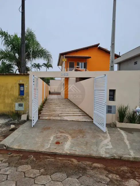 Casa com 2 quartos à venda, 160m2 em Itanhaem - SP - imagem 3 Foto 3 de Casa com 2 quartos à venda, 160m2 em Itanhaem - SP