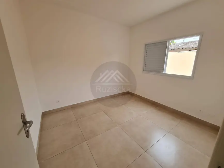 Casa com 2 quartos à venda, 160m2 em Itanhaem - SP - imagem 8 Foto 8 de Casa com 2 quartos à venda, 160m2 em Itanhaem - SP