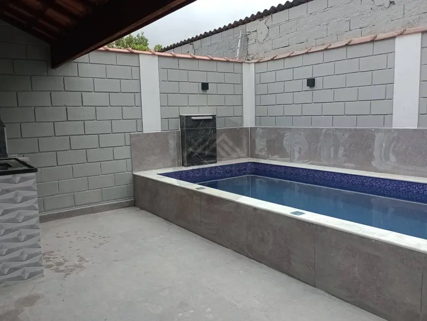 Foto 9 de Casa com 2 quartos à venda, 150m2 em Itanhaem - SP