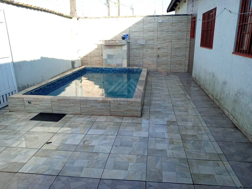 Foto 1 de Casa com 3 quartos à venda, 158m2 em Itanhaem - SP