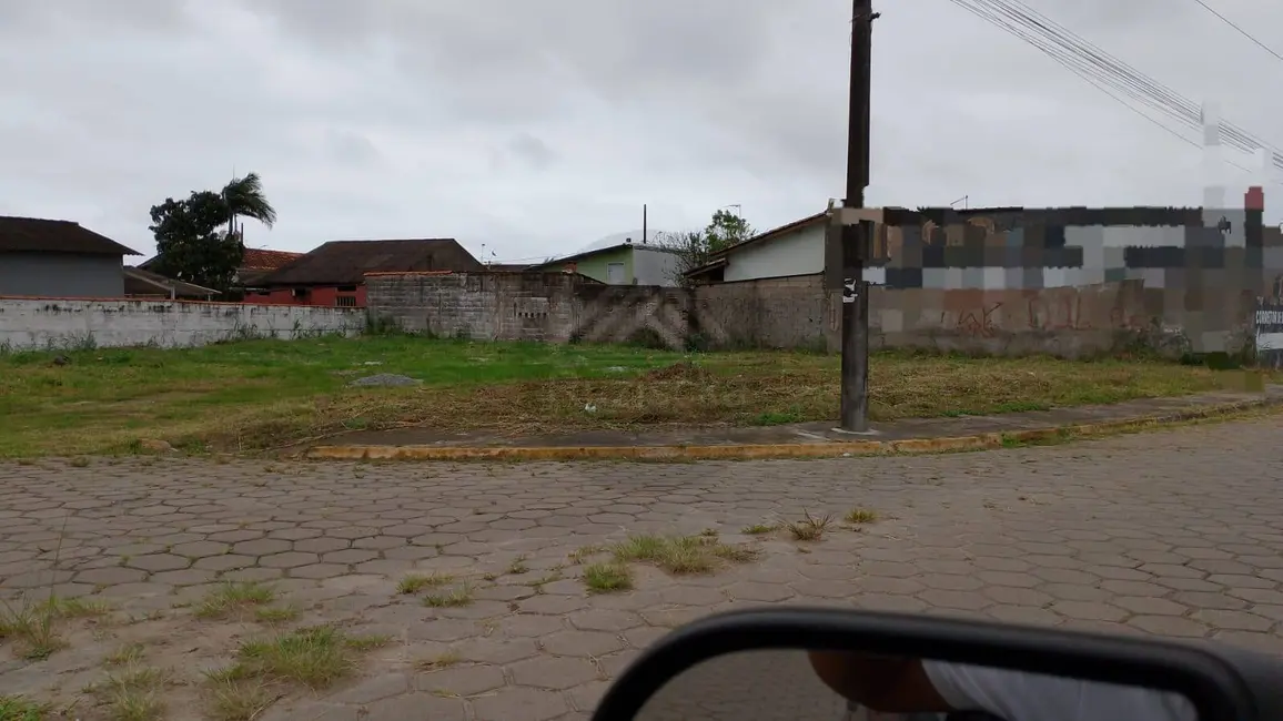 Foto 1 de Terreno / Lote à venda, 434m2 em Itanhaem - SP