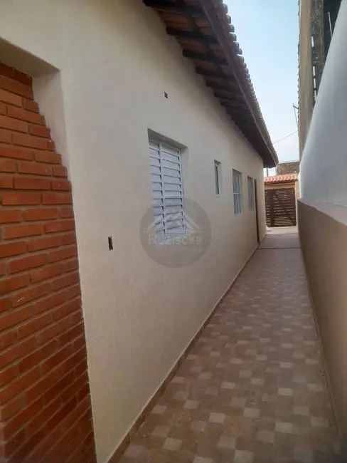 Foto 4 de Casa com 2 quartos à venda, 125m2 em Itanhaem - SP
