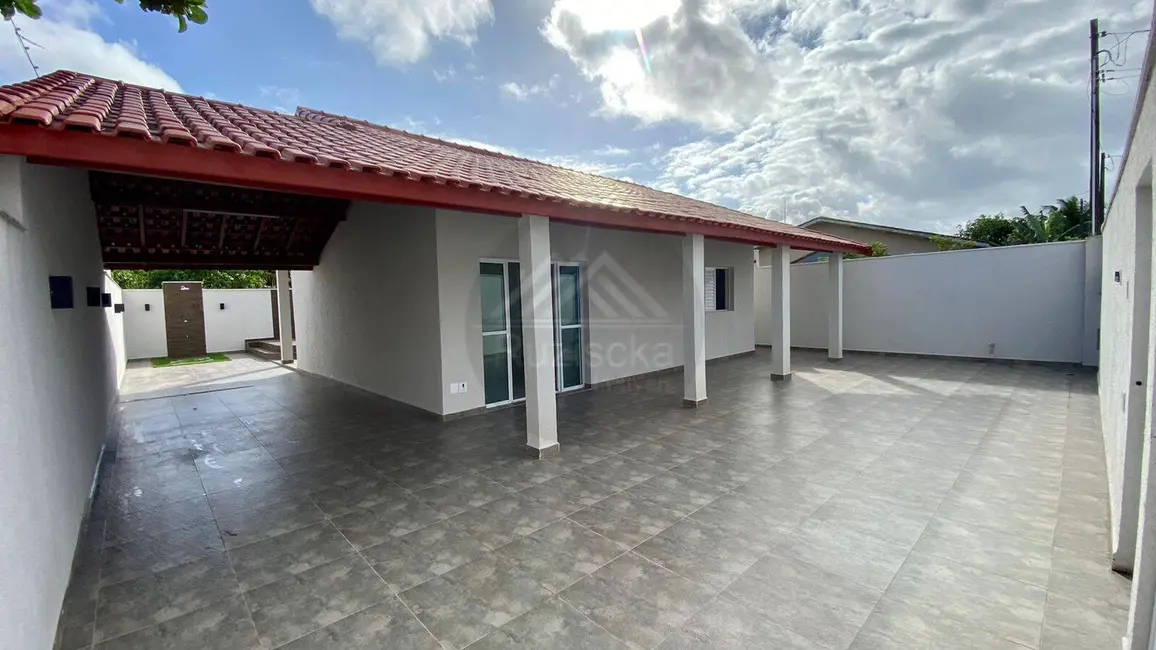 Foto 3 de Casa com 2 quartos à venda, 260m2 em Itanhaem - SP