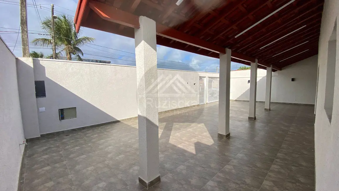 Foto 6 de Casa com 2 quartos à venda, 260m2 em Itanhaem - SP