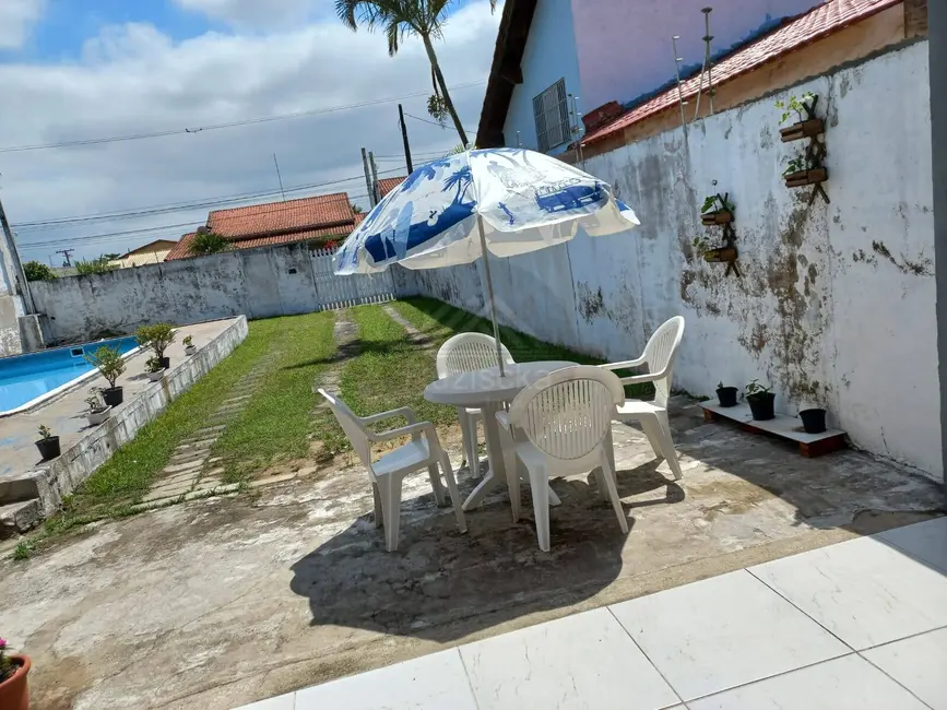 Foto 1 de Casa com 2 quartos à venda, 420m2 em Itanhaem - SP
