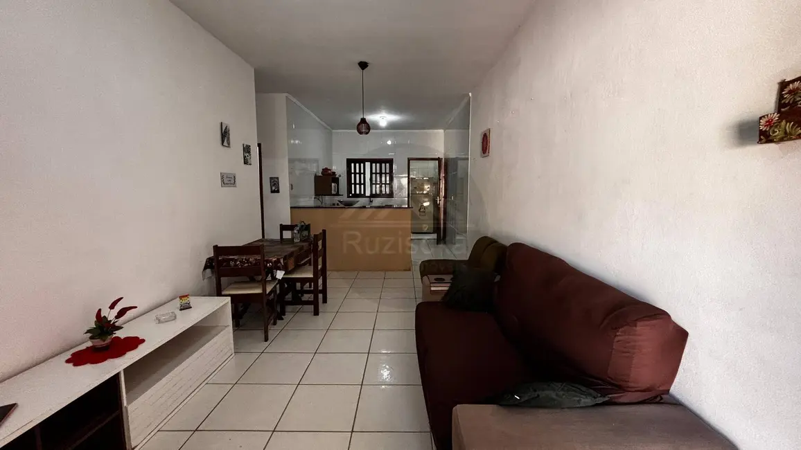 Foto 5 de Casa com 3 quartos à venda, 150m2 em Itanhaem - SP