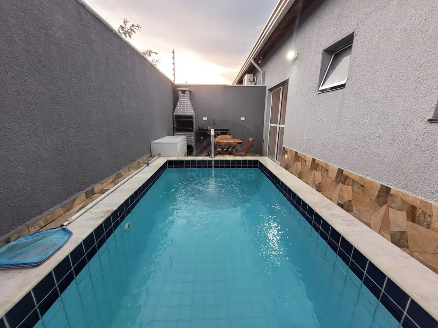 Casa de Condomínio com 2 quartos à venda, 44m2 em Itanhaem - SP - imagem 2 Foto 2 de Casa de Condomínio com 2 quartos à venda, 44m2 em Itanhaem - SP