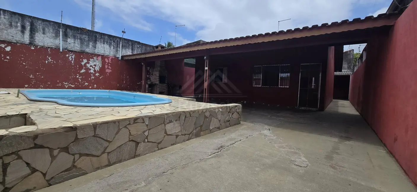 Foto 3 de Casa com 2 quartos à venda, 275m2 em Itanhaem - SP