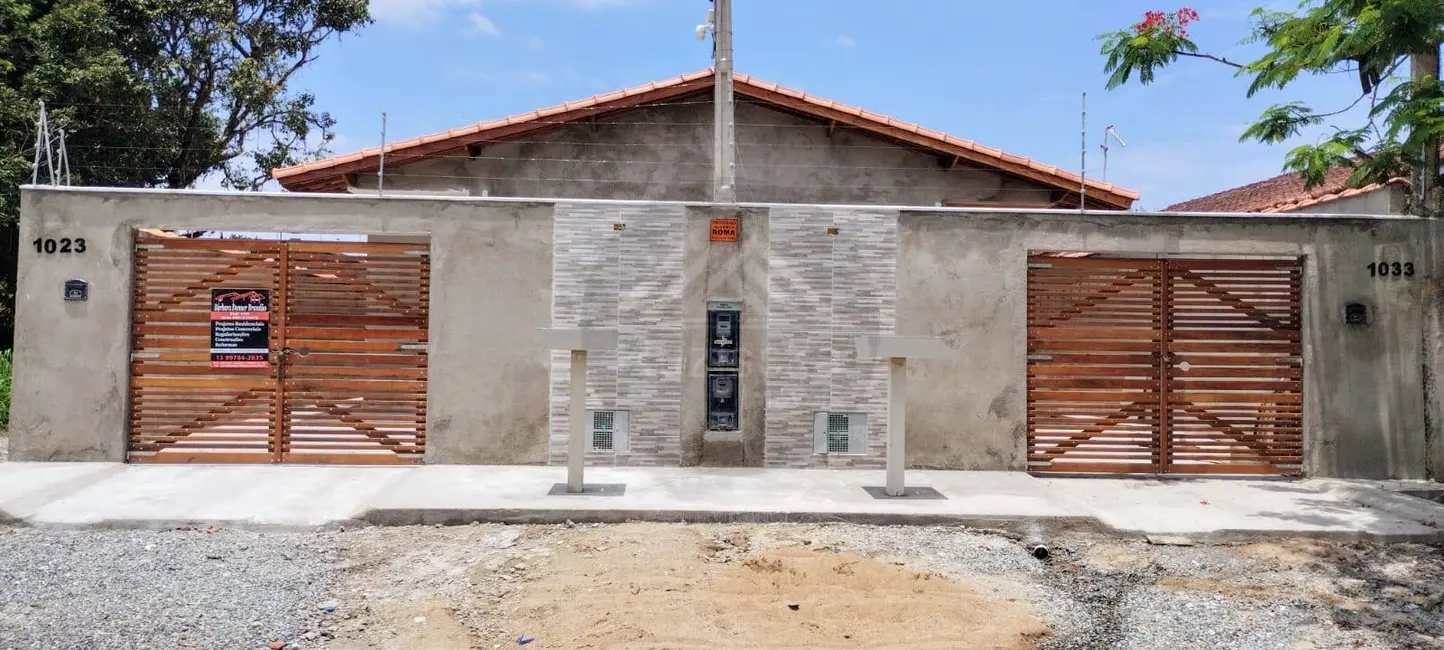 Foto 1 de Casa com 3 quartos à venda, 156m2 em Itanhaem - SP