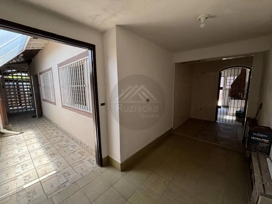 Foto 6 de Casa com 3 quartos à venda, 210m2 em Itanhaem - SP