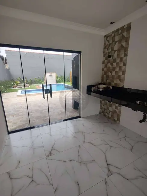 Foto 6 de Casa com 3 quartos à venda, 300m2 em Itanhaem - SP