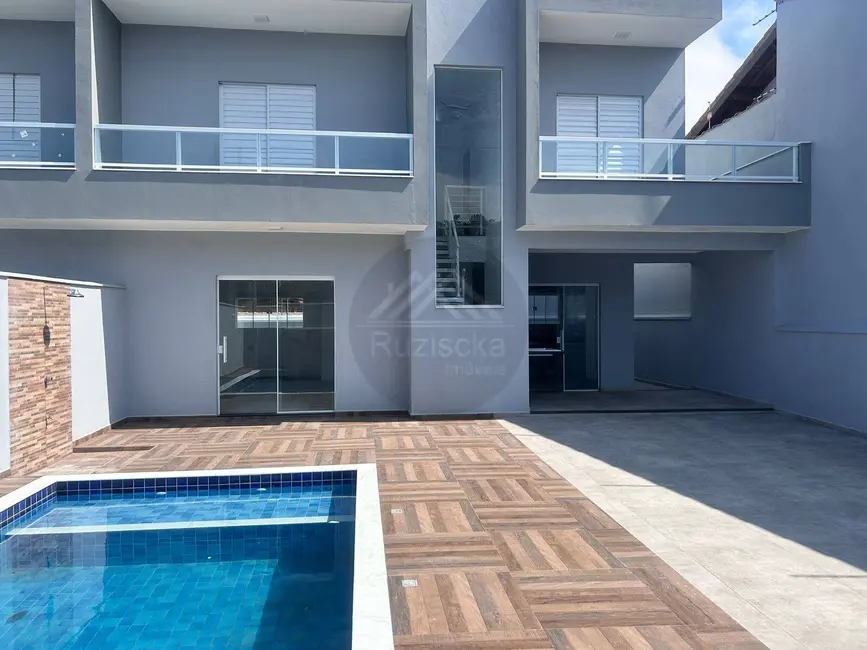 Foto 4 de Casa à venda em Itanhaem - SP