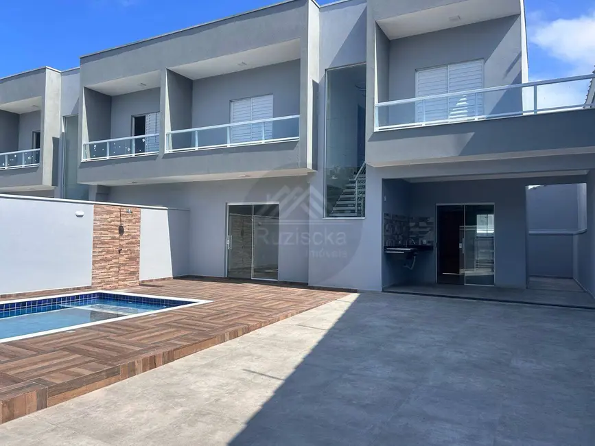 Foto 5 de Casa à venda em Itanhaem - SP