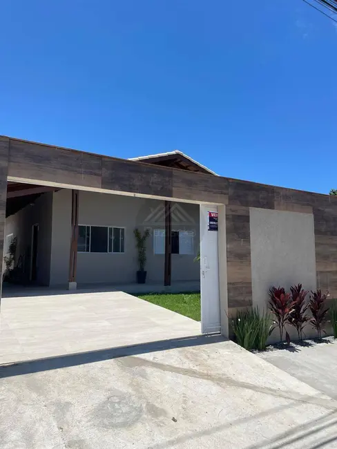 Foto 2 de Casa com 4 quartos à venda, 402m2 em Itanhaem - SP