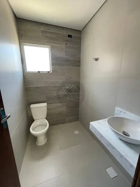 Foto 4 de Casa com 4 quartos à venda, 402m2 em Itanhaem - SP