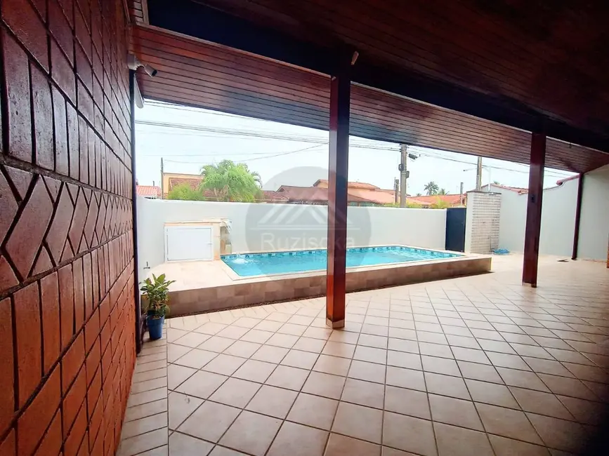 Foto 4 de Casa com 5 quartos à venda, 295m2 em Itanhaem - SP