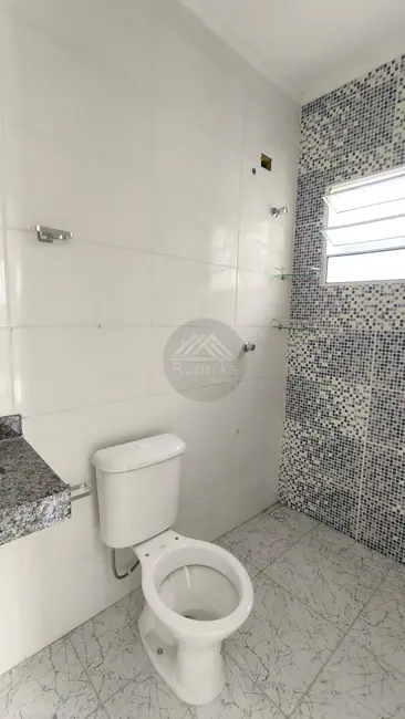 Foto 9 de Casa de Condomínio com 2 quartos à venda, 57m2 em Itanhaem - SP