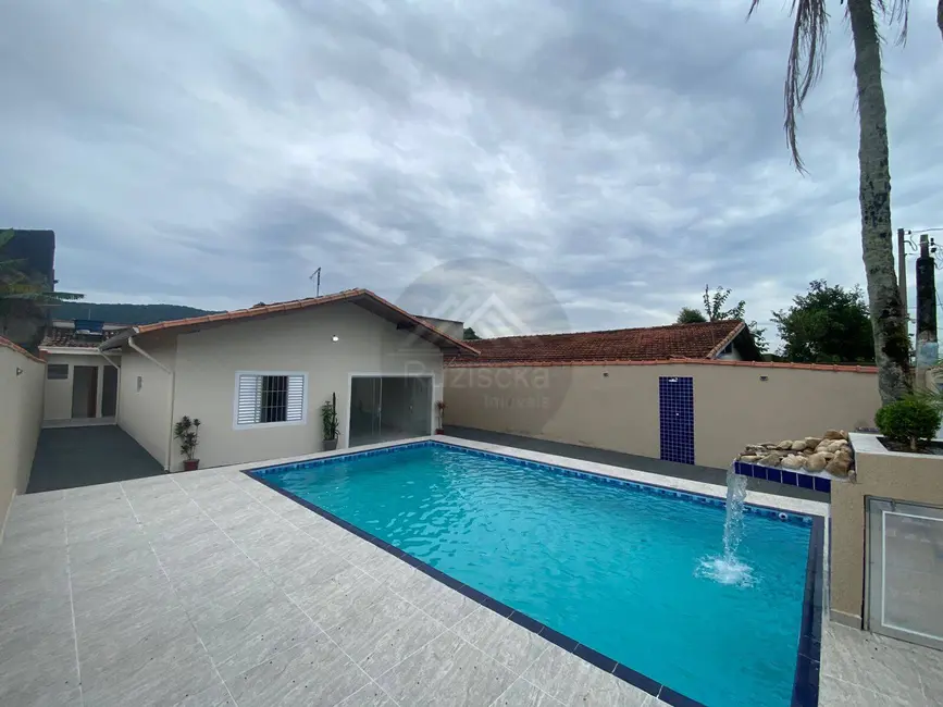 Foto 7 de Casa com 2 quartos à venda, 300m2 em Itanhaem - SP