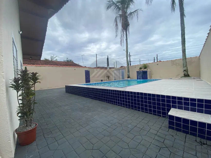 Foto 6 de Casa com 2 quartos à venda, 300m2 em Itanhaem - SP