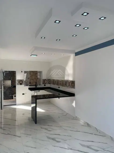 Casa com 2 quartos à venda, 150m2 em Itanhaem - SP - imagem 8 Foto 8 de Casa com 2 quartos à venda, 150m2 em Itanhaem - SP