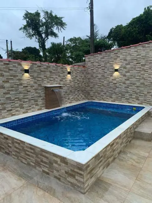 Foto 2 de Casa com 2 quartos à venda, 150m2 em Itanhaem - SP
