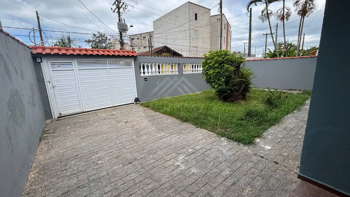 Foto 4 de Casa com 3 quartos à venda, 450m2 em Itanhaem - SP