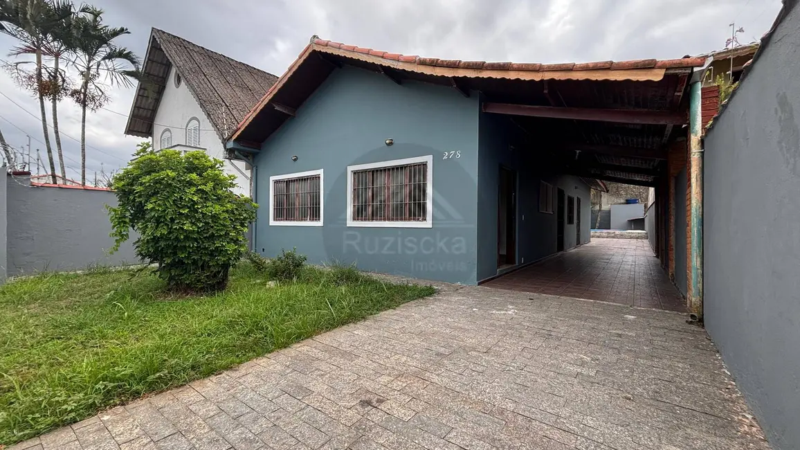 Foto 1 de Casa com 3 quartos à venda, 450m2 em Itanhaem - SP
