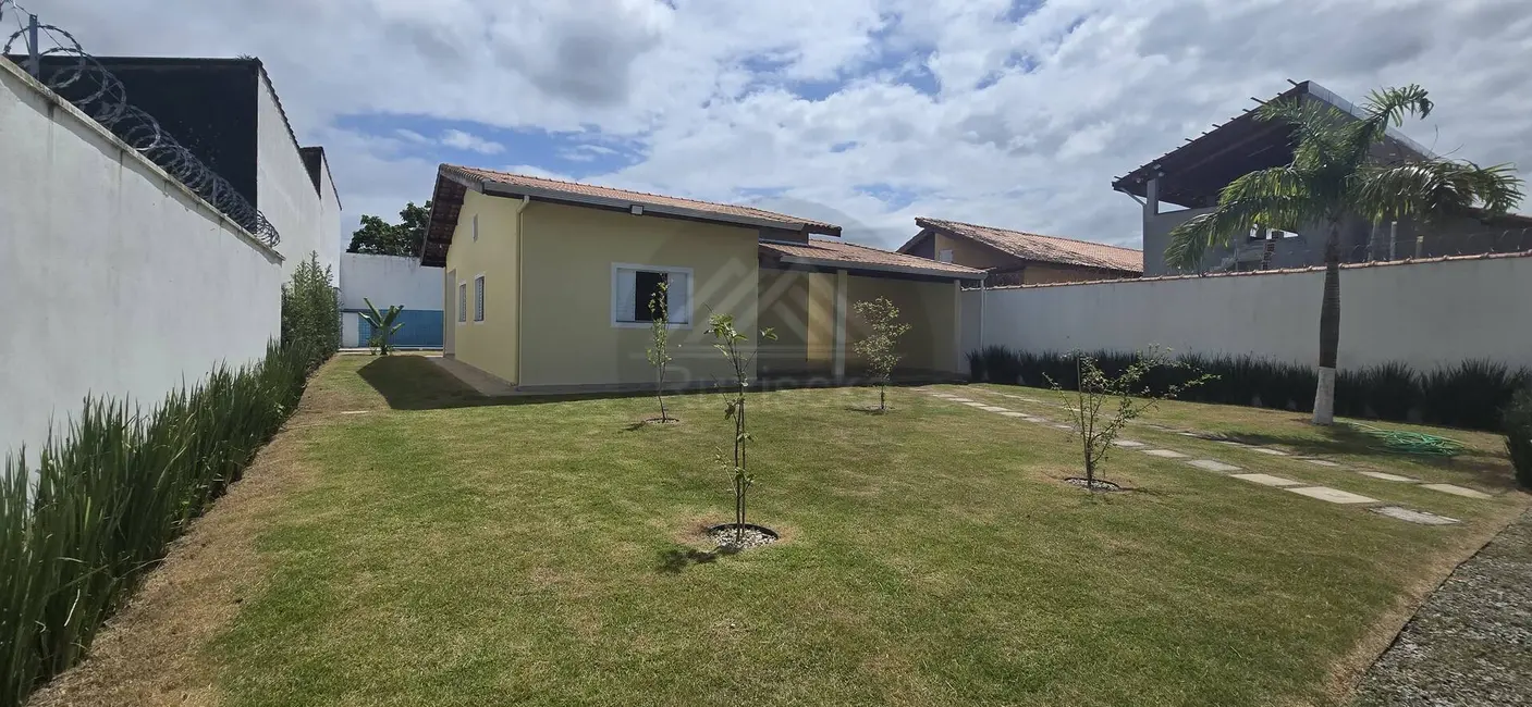 Foto 2 de Casa com 3 quartos à venda, 713m2 em Itanhaem - SP