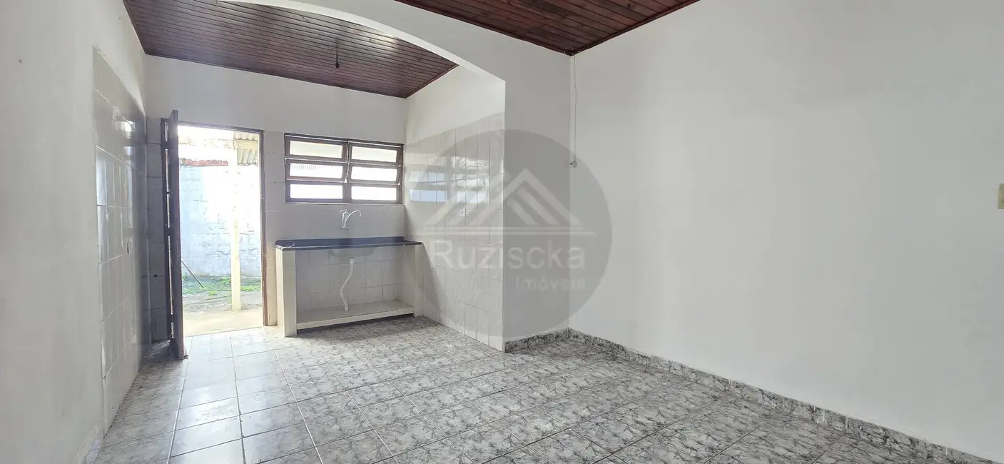 Casa à venda, 296m2 em Itanhaem - SP - imagem 4 Foto 4 de Casa à venda, 296m2 em Itanhaem - SP