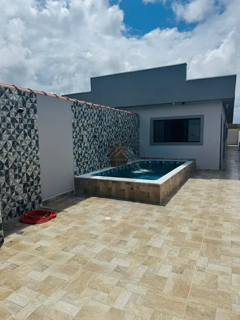 Foto 4 de Casa com 2 quartos à venda, 154m2 em Itanhaem - SP