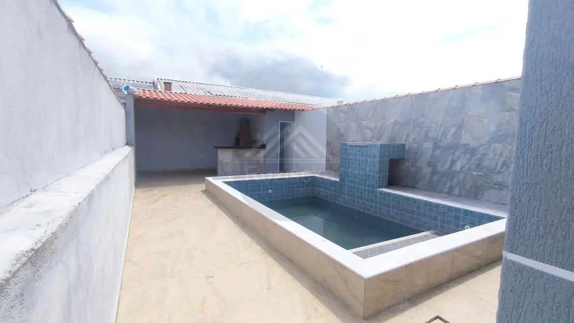 Foto 4 de Casa com 3 quartos à venda, 210m2 em Itanhaem - SP