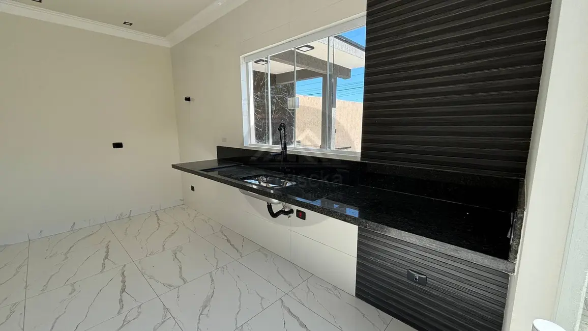 Foto 9 de Casa com 2 quartos à venda, 182m2 em Itanhaem - SP