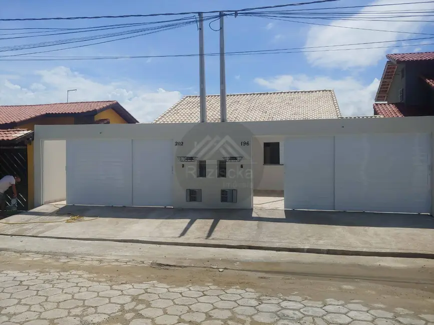 Foto 3 de Casa com 2 quartos à venda, 180m2 em Itanhaem - SP