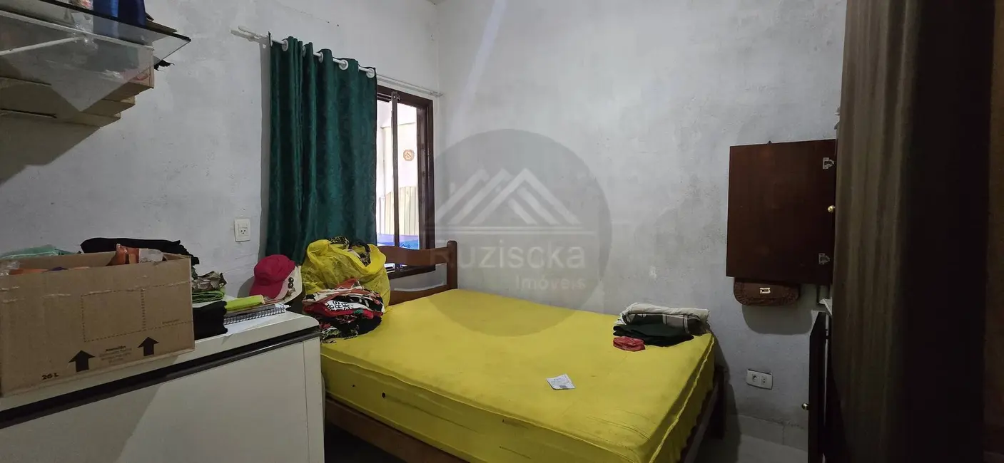 Foto 6 de Casa com 2 quartos à venda, 130m2 em Itanhaem - SP